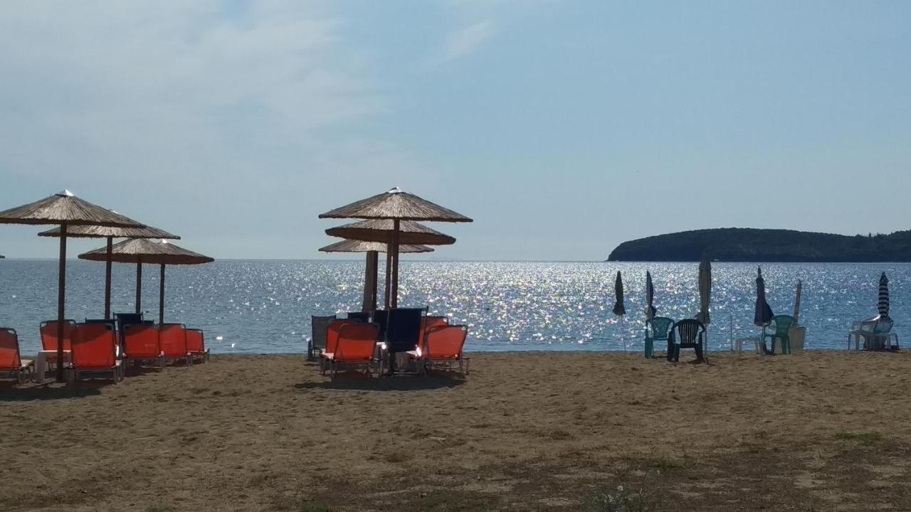 Sea And Sky Apartment Nea Peramos  Luaran gambar