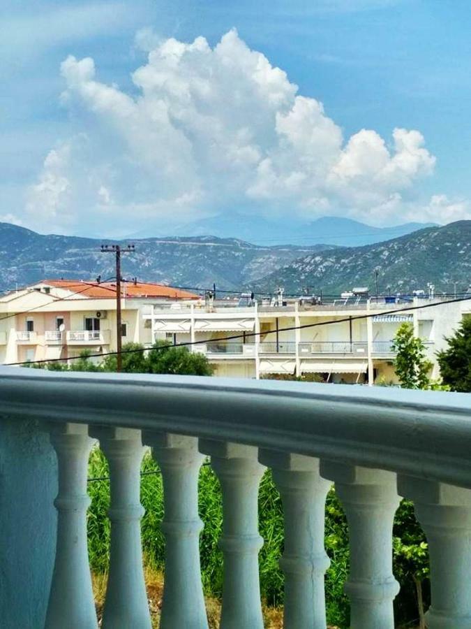 Sea And Sky Apartment Nea Peramos  Luaran gambar